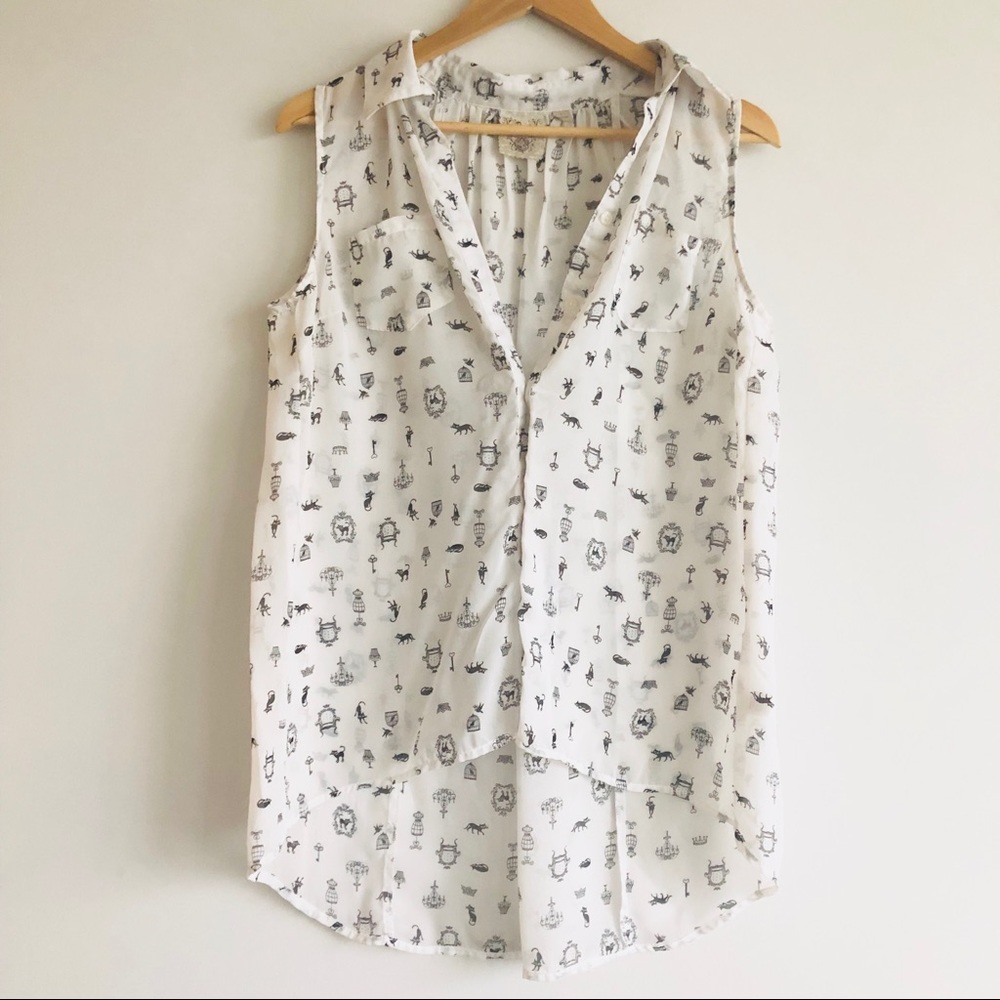 Lightweight Sleeveless Sheer Blouse with Pattern